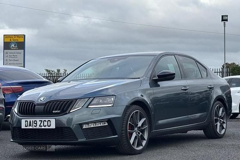 Used Skoda Octavia vRS 184 HP (135 kW) 2019 Grey Hatchback