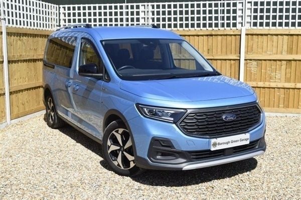 Not known Used 2023 Ford Grand Tourneo Connect Active MPV | £26,500 (Fair price) - Image 1/1
