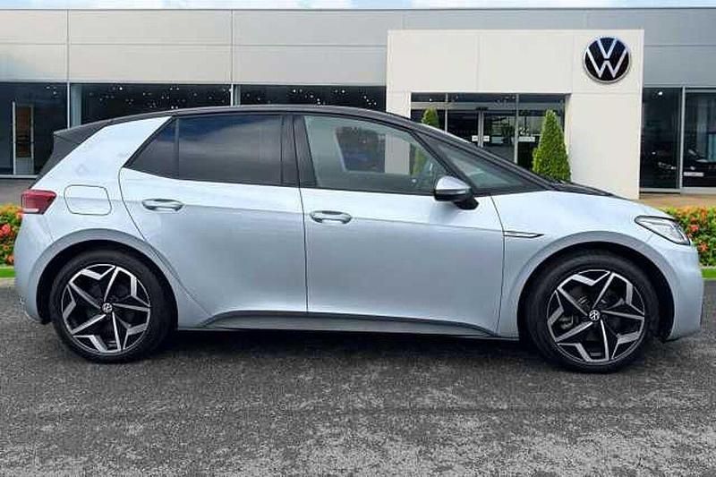 Used VW ID.3 Pro Performance 150 kW (204 HP) 2022 Silver Hatchback