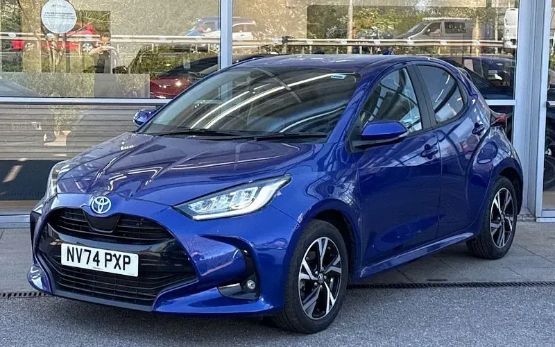 Used Toyota Yaris Hybrid Design 116 HP (85 kW) 2026 Hatchback