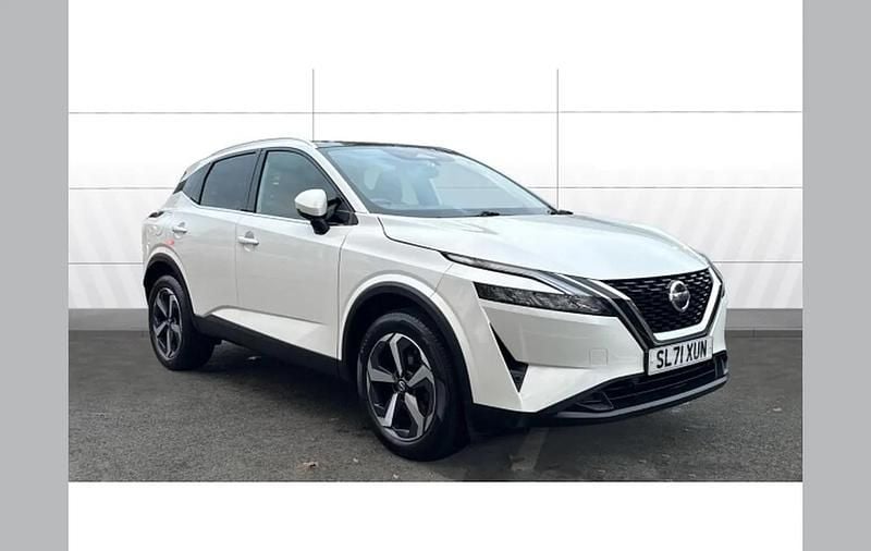 White Used 2021 Nissan Qashqai N-Connecta SUV | £18,822 - Image 1/4