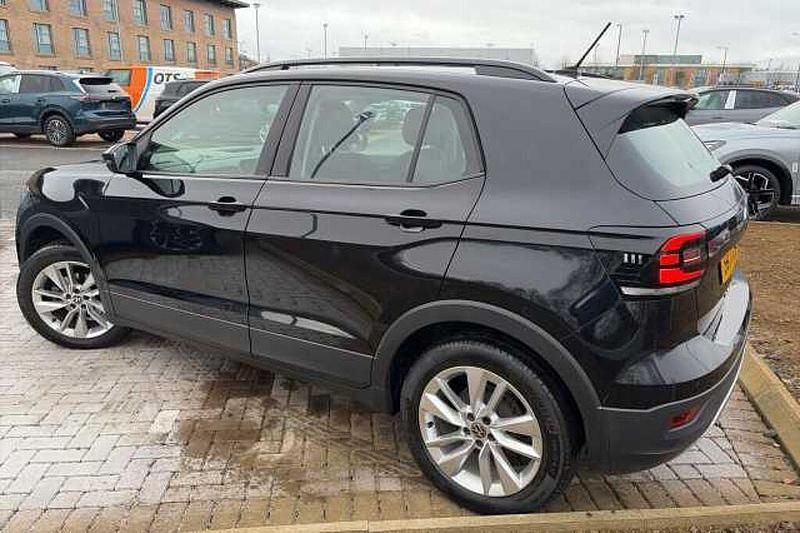 Used VW T-Cross SE 95 HP (69 kW) 2022 Black SUV