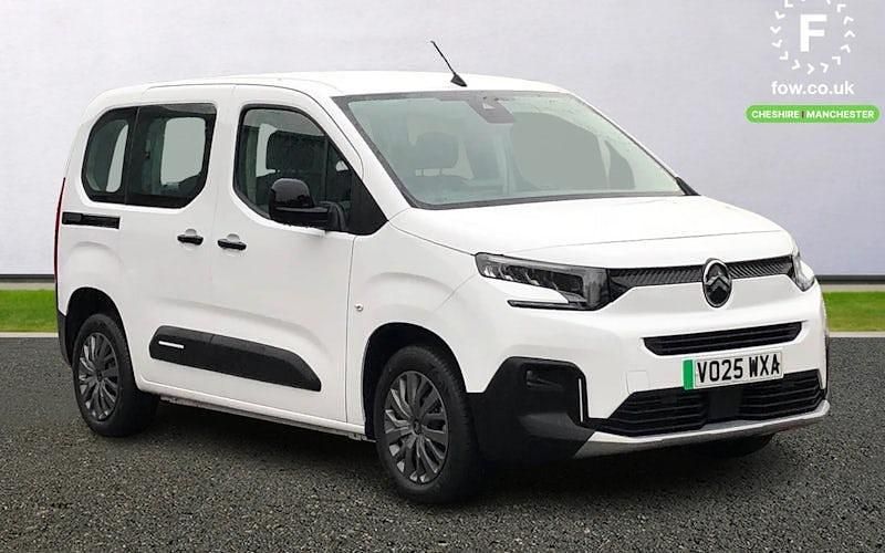 Used Citroën e-Berlingo 100 kW (136 HP) 2025 White MPV