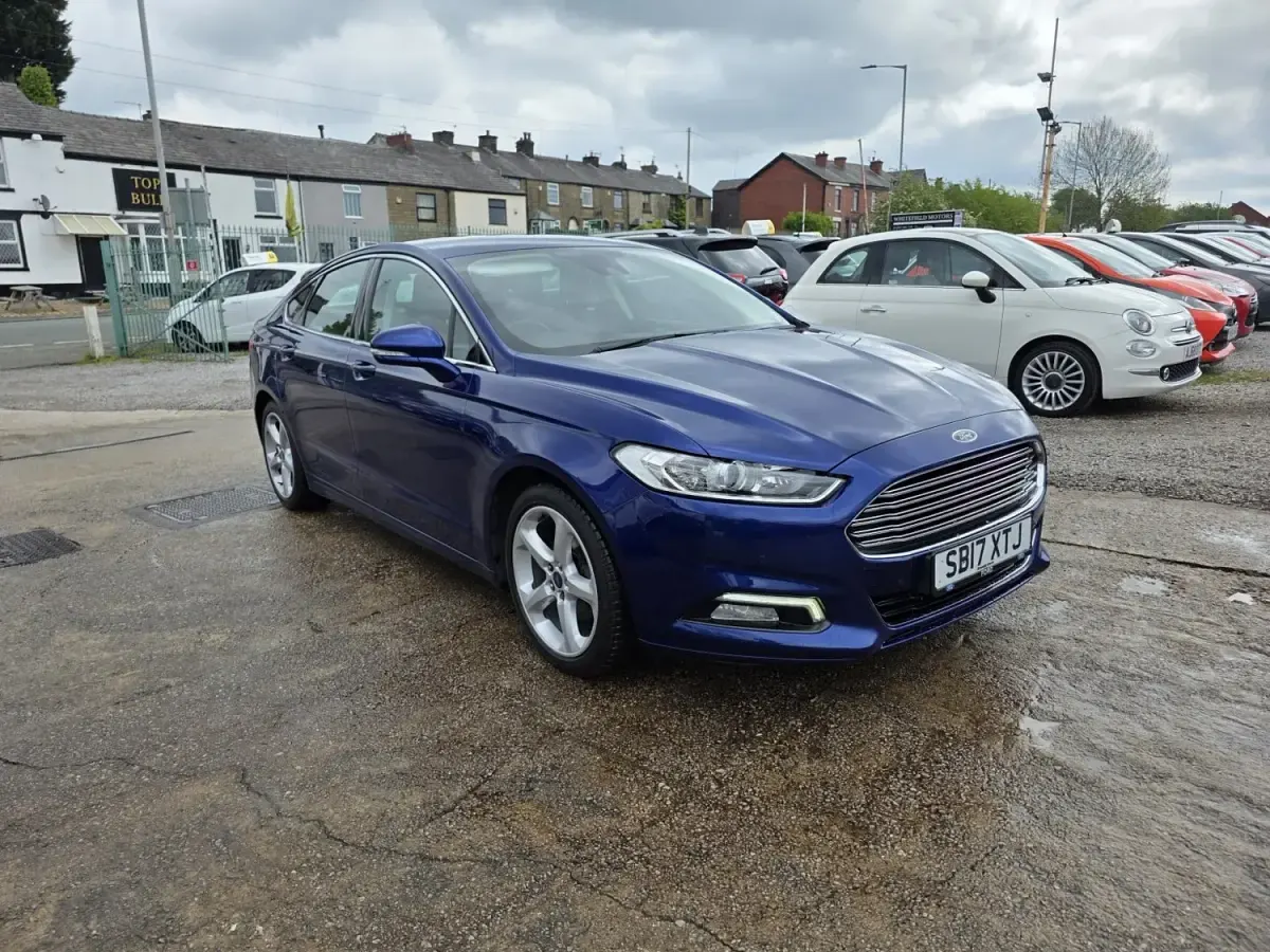 Używany Ford Mondeo Titanium 150 KM (110 kW) 2017 Niebieski Hatchback