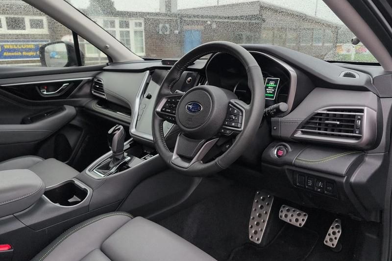 Used Subaru Outback 169 HP (124 kW) 2025 Black Estate