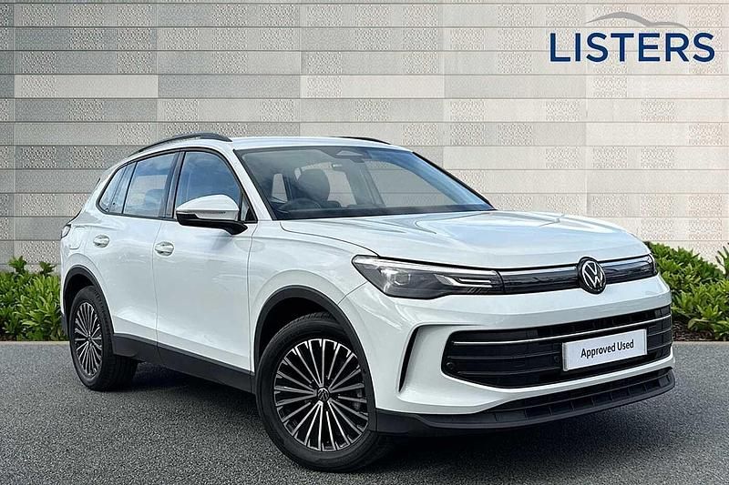 Pure white Used 2024 VW Tiguan Life SUV | £29,995 - Image 1/4