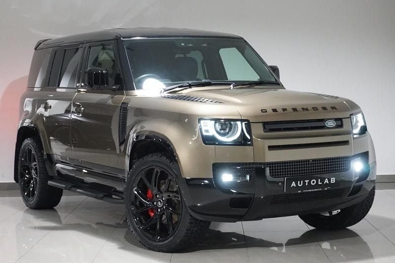Brown Used 2025 Land Rover Defender HSE Dynamic | £71,875 (Fair price) - Image 1/1