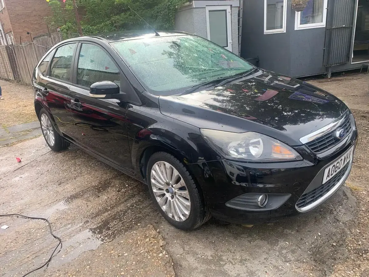 Used Ford Focus Titanium 2010 Black Hatchback