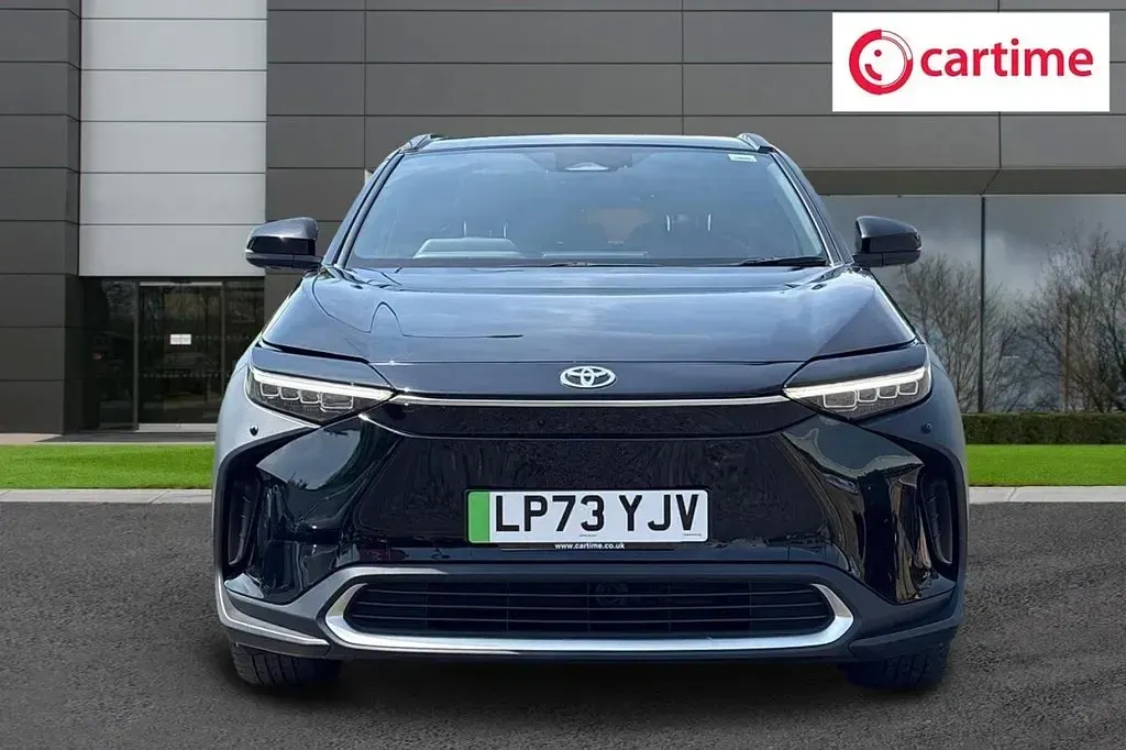 Used Toyota bZ4X 152 kW (207 HP) 2024 Black SUV