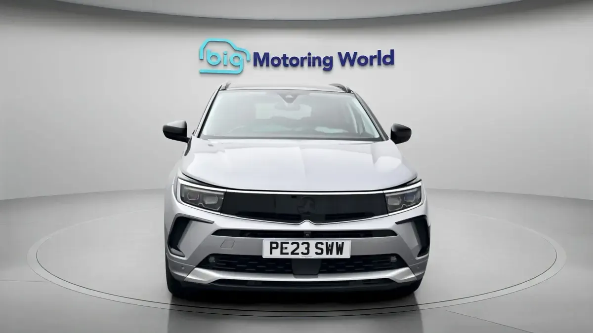 Used Vauxhall Grandland X Ultimate 131 HP (96 kW) 2023 Grey SUV