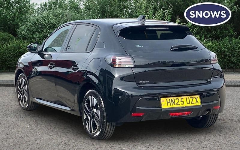 Used Peugeot 208 Allure 101 HP (74 kW) 2025 Black Hatchback