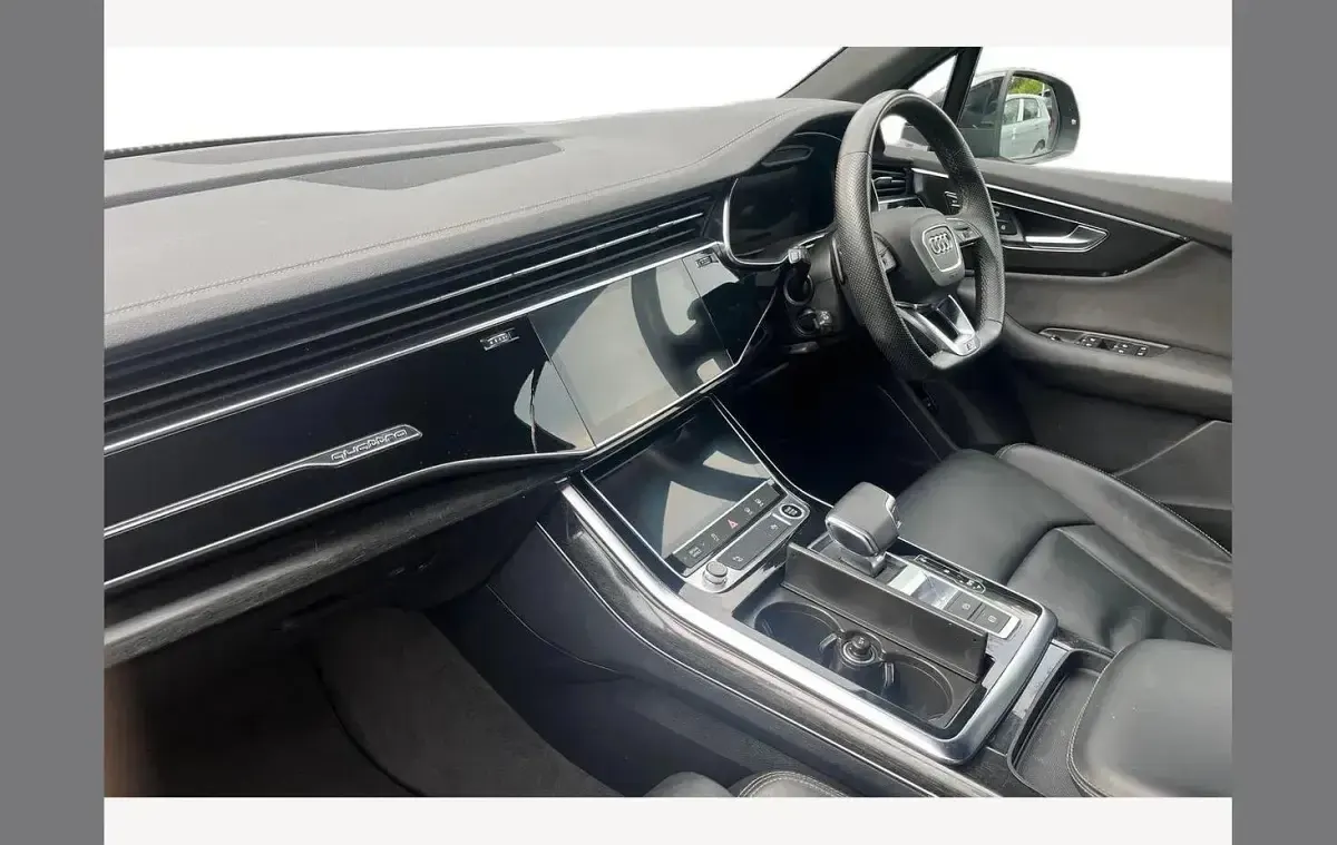 Used Audi Q7 Black Edition 286 HP (210 kW) 2023 Mythos black SUV