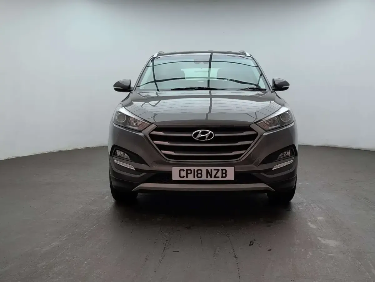 Used Hyundai Tucson SE 177 HP (130 kW) 2018 Grey SUV