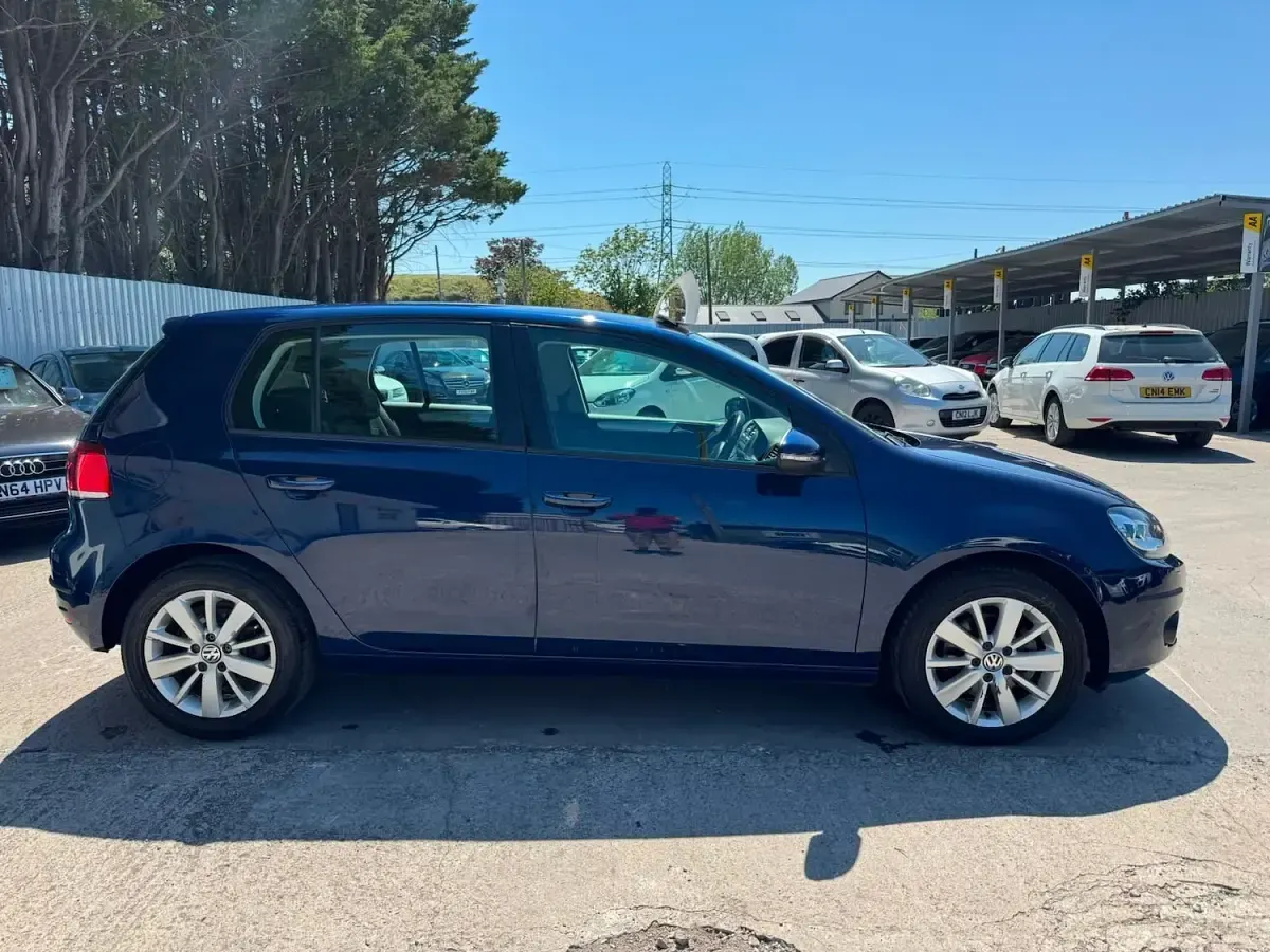 Used VW Golf VII 2013 Blue Hatchback
