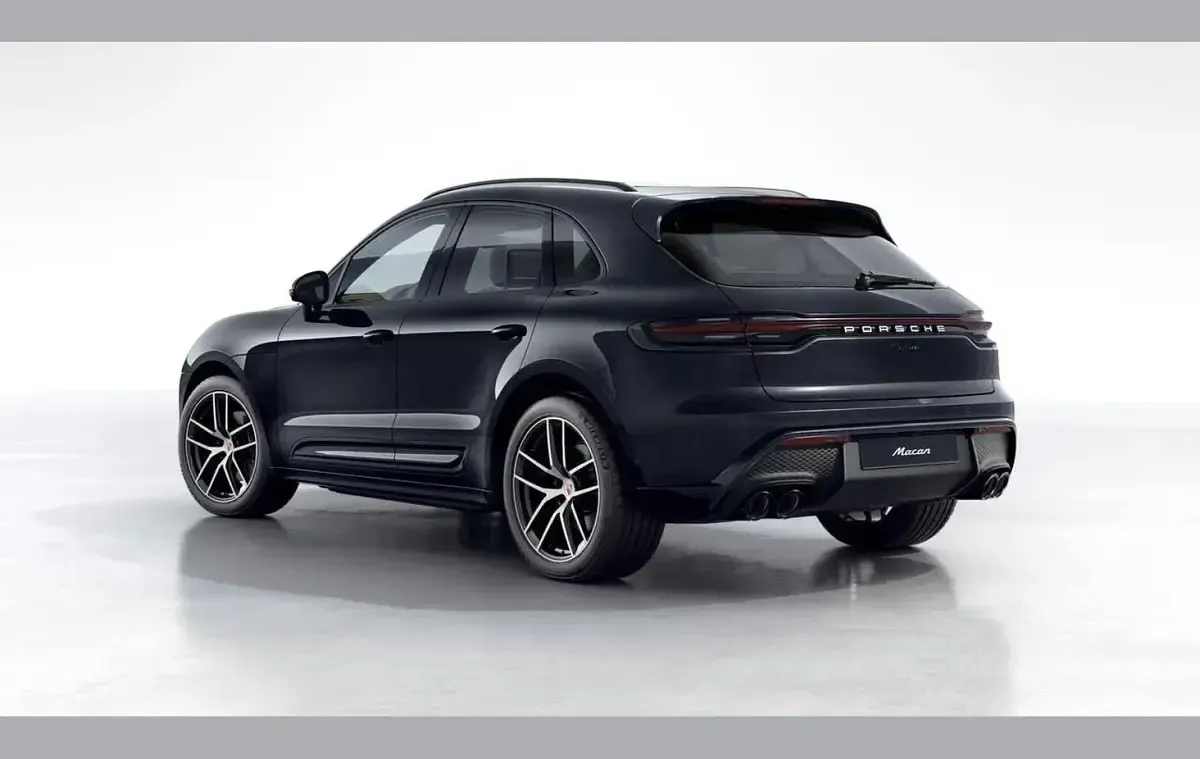 New Porsche Macan 261 HP (191 kW) 2026 Black SUV