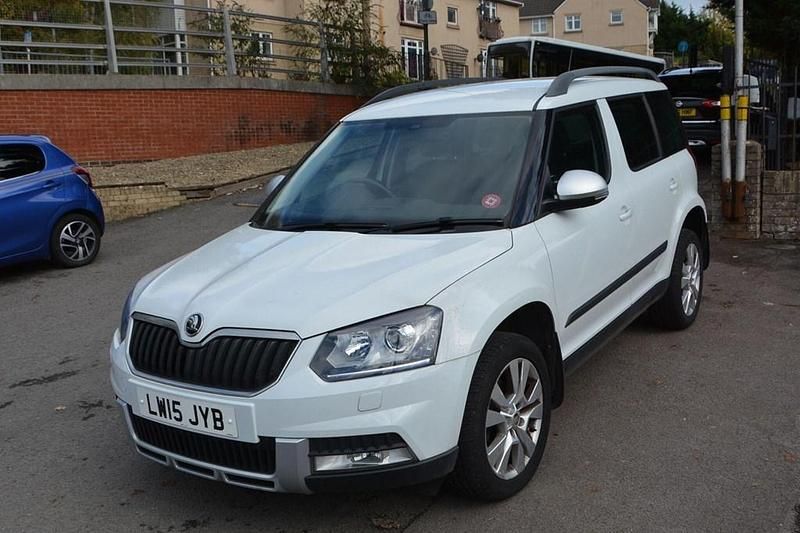 Used Skoda Yeti SE L 2015 White SUV