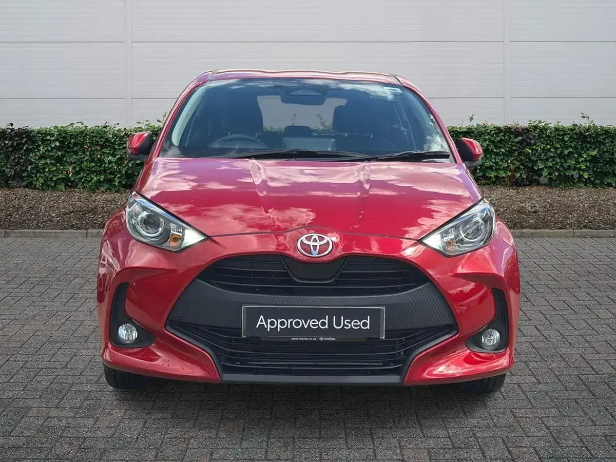 Used Toyota Yaris 2025 Red Hatchback