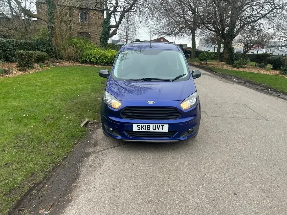 Used Ford Transit Sport 95 HP (69 kW) 2018 Blue Van