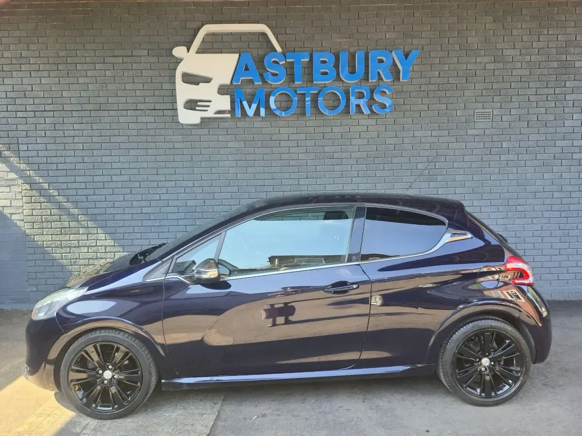 Used Peugeot 208 S 2014 Blue Hatchback