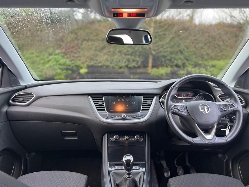 Used Vauxhall Grandland X Sport 130 HP (95 kW) 2019 Blue SUV