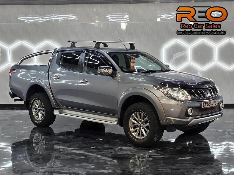Grey Used 2019 Mitsubishi L200 Pickup | £19,995 (Fair price) - Image 1/4
