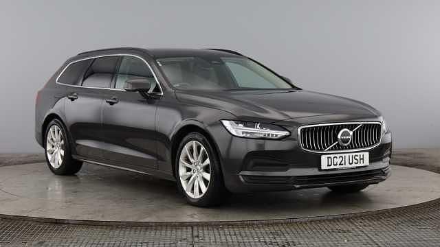 Used Volvo V90 Momentum 197 HP (144 kW) 2022 Estate