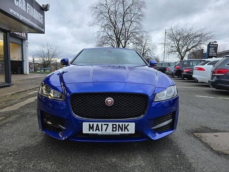 Used Jaguar XF R-Sport 180 HP (132 kW) 2017 Blue Sedan