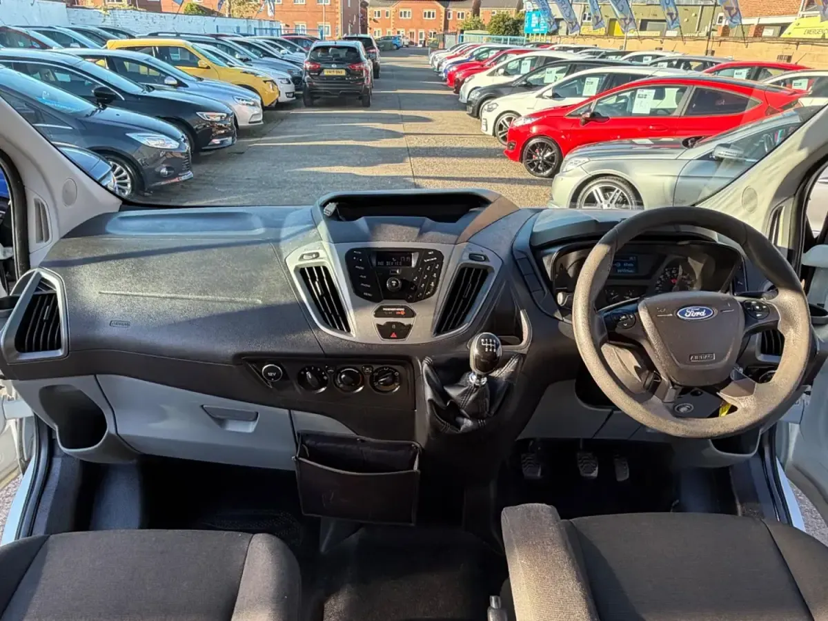 Usado Ford Transit Custom 100 HP (73 kW) 2014 Branco Van