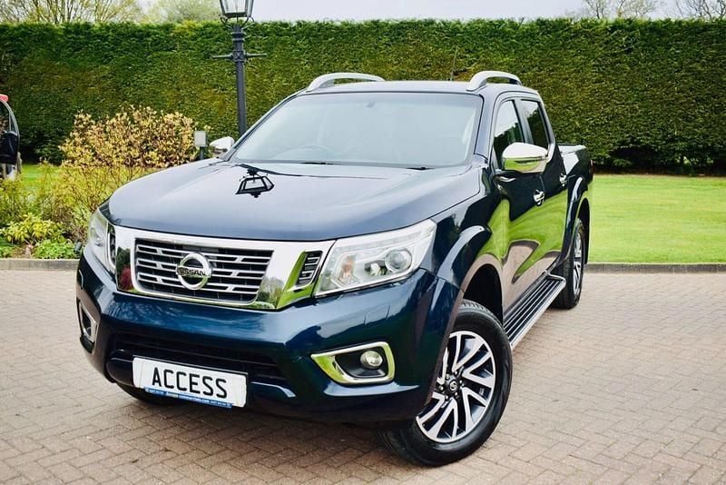 Used Nissan Navara Tekna 190 HP (139 kW) 2016 Blue Pickup