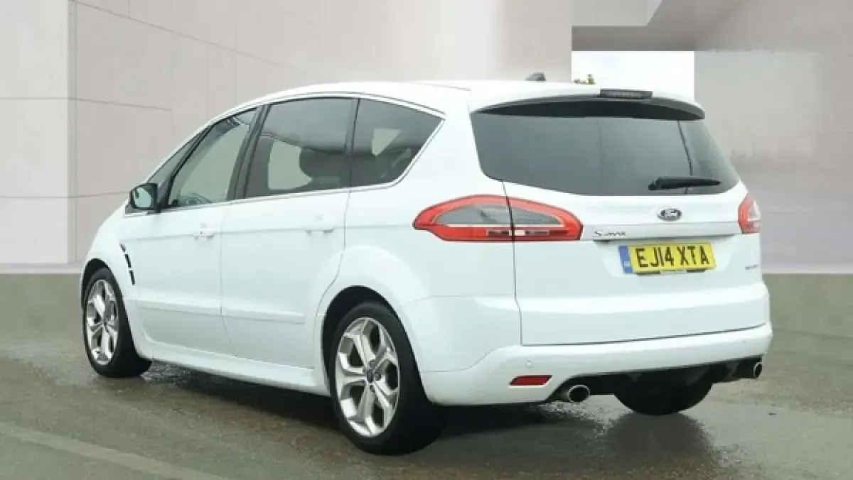 Used Ford S-MAX Titanium X 200 HP (147 kW) 2014 White MPV
