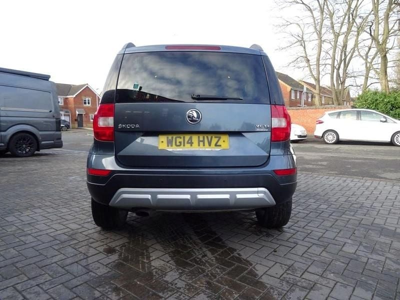 Used Skoda Yeti SE 105 HP (77 kW) 2014 Grey SUV