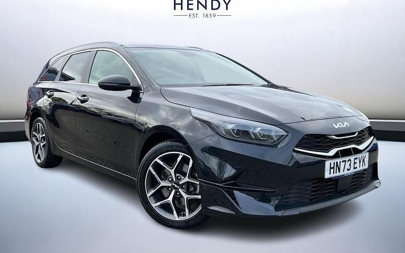 Used 2023 Kia Ceed Sportswagon Estate | £17,799 (Fair price) - Image 1/4