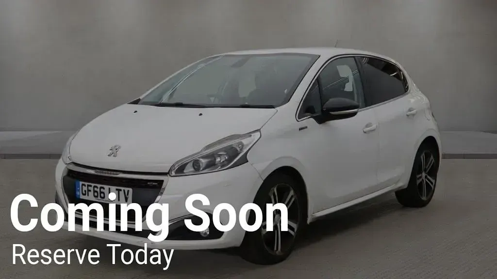 Used Peugeot 208 GT-line 100 HP (73 kW) 2016 White Hatchback