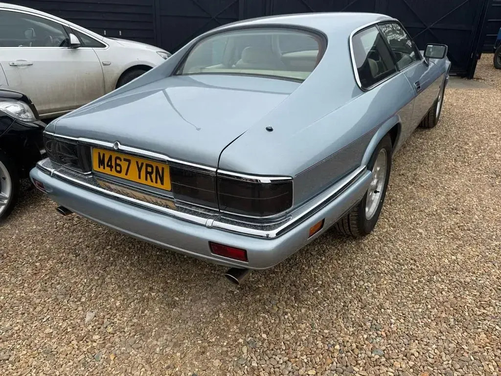 Used Jaguar XJS 233 HP (171 kW) 1994 Silver Sedan