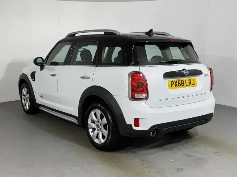 Used Mini Cooper D 150 HP (110 kW) 2018 White Hatchback