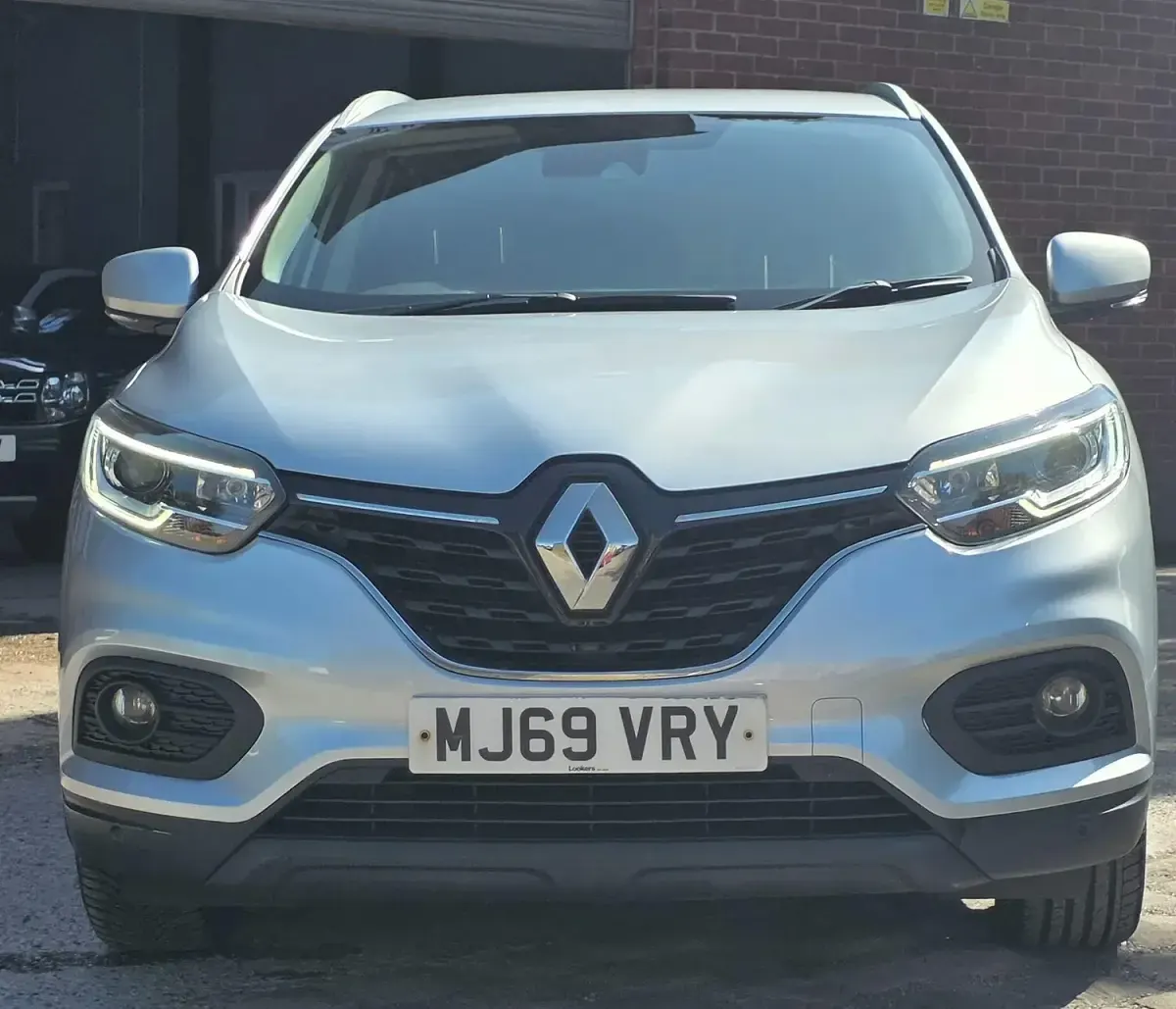 Used Renault Kadjar Iconic 116 HP (85 kW) 2019 Grey SUV
