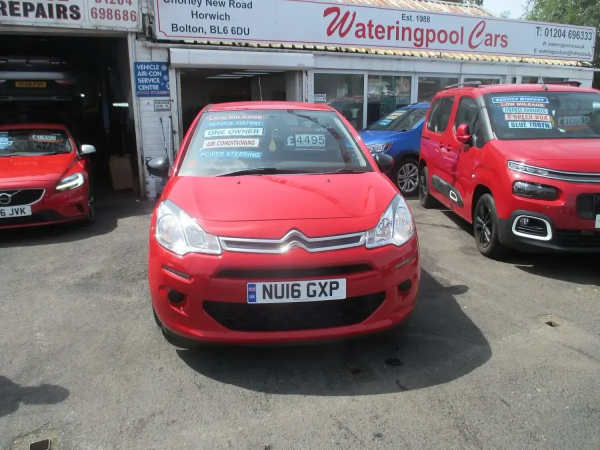 Used Citroën C3 PureTech 2016 Red Hatchback