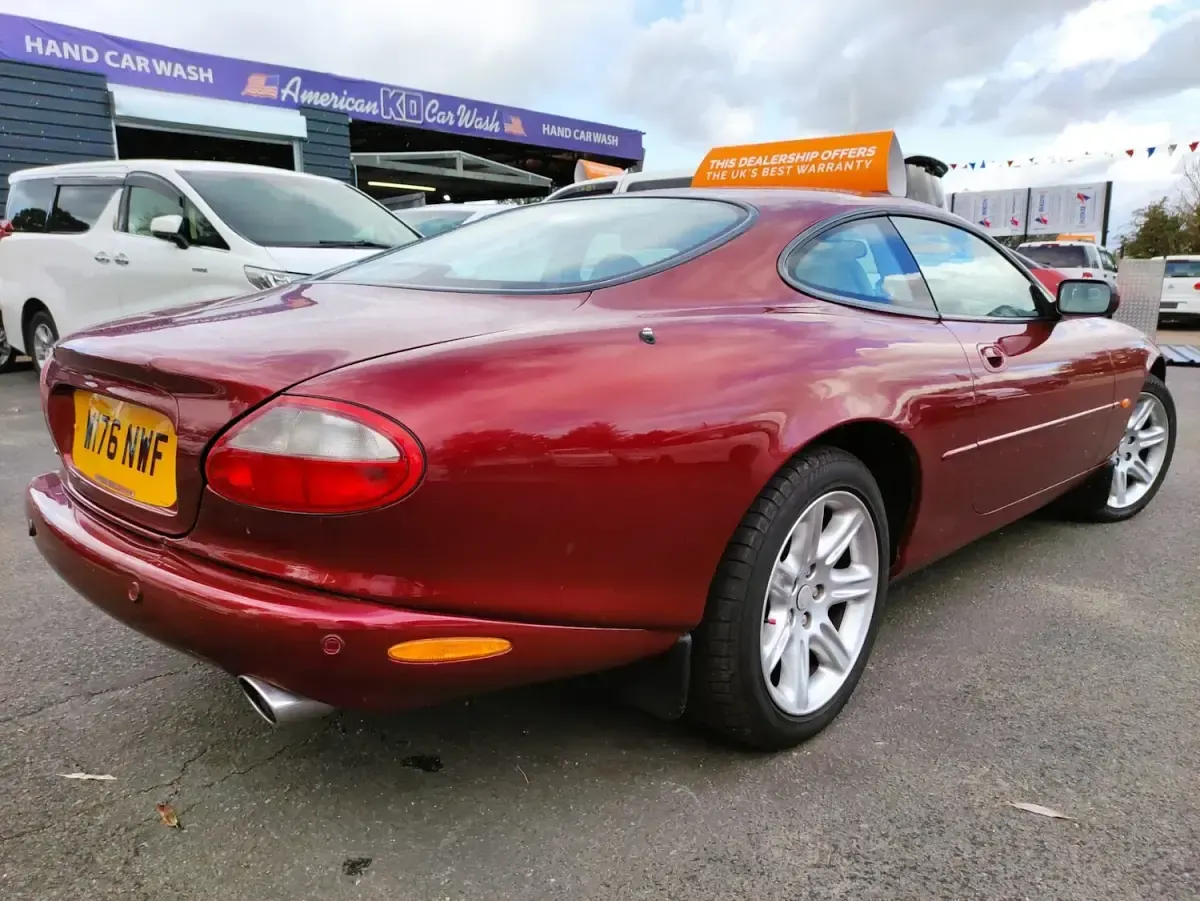 Used Jaguar XK8 2000 Red Coupe