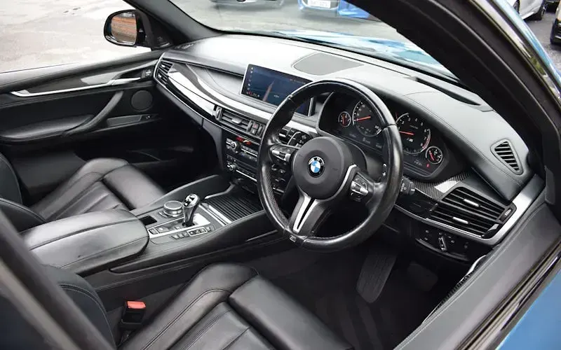 Used BMW X5 M Comfort Edition 575 HP (422 kW) 2018 Blue SUV