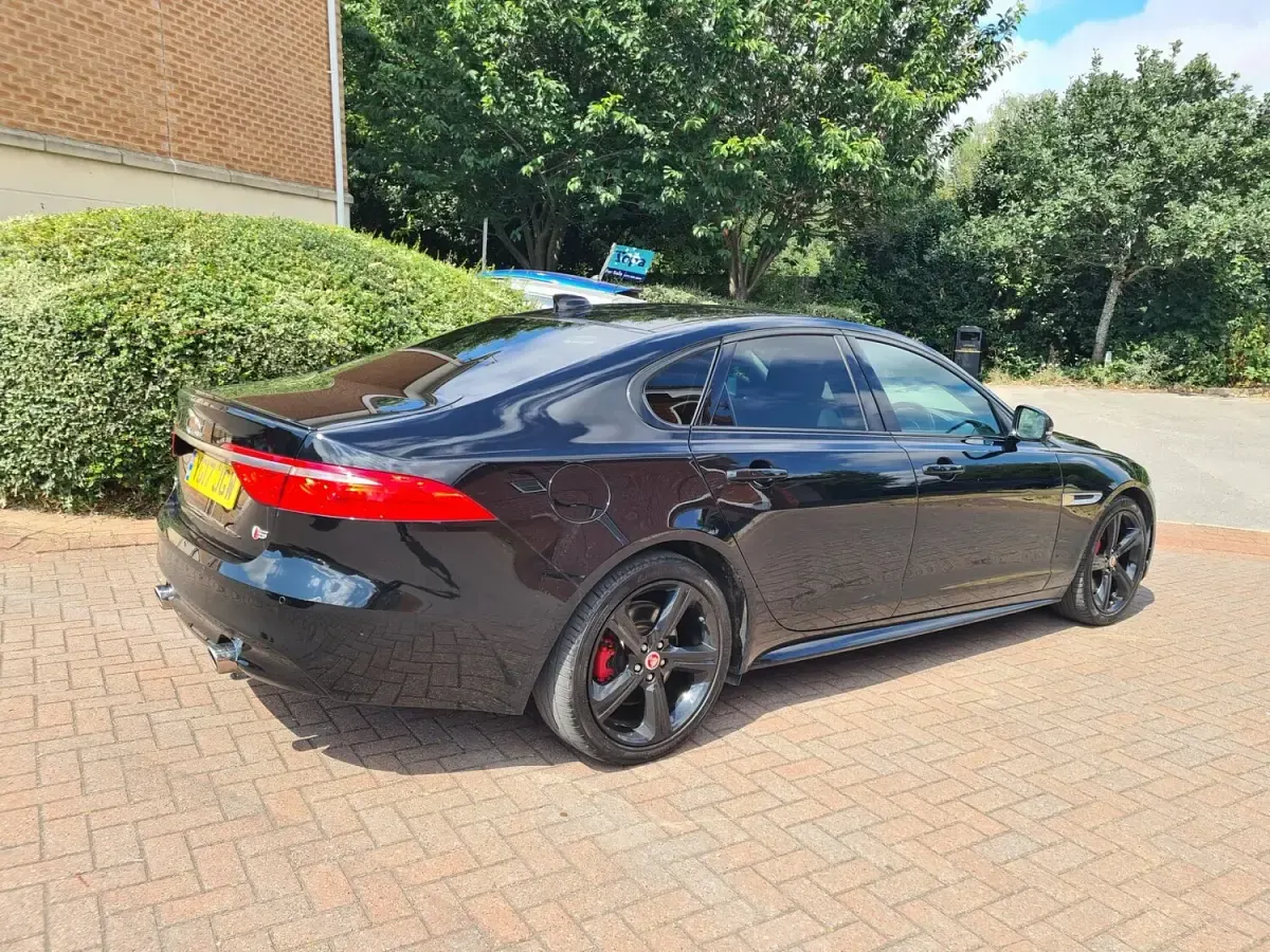 Used Jaguar XF S 300 HP (220 kW) 2017 Black Sedan