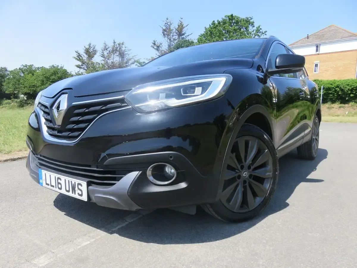 Used Renault Kadjar Signature 110 HP (80 kW) 2016 Black SUV