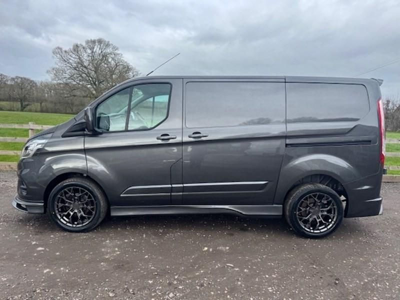 Used Ford Transit Custom Limited 130 HP (95 kW) 2022 Grey Van