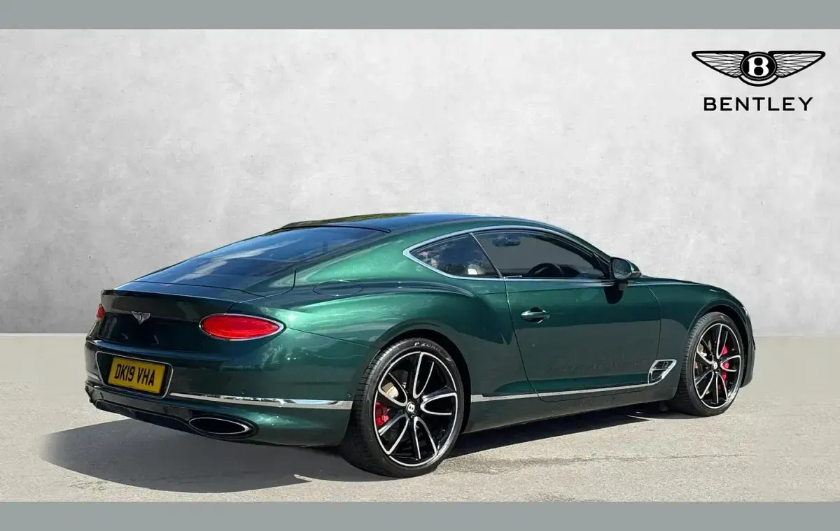 Used Bentley Continental GT 635 HP (467 kW) 2019 Green Coupe