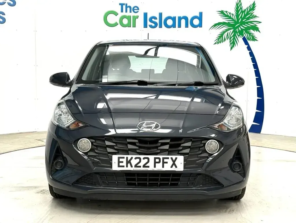Used Hyundai i10 SE 84 HP (61 kW) 2022 Grey Hatchback