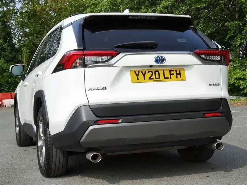 Used Toyota RAV4 Hybrid Design 222 HP (163 kW) 2020 White SUV