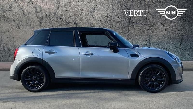 Used Mini Cooper Classic 136 HP (100 kW) 2022 Silver Hatchback