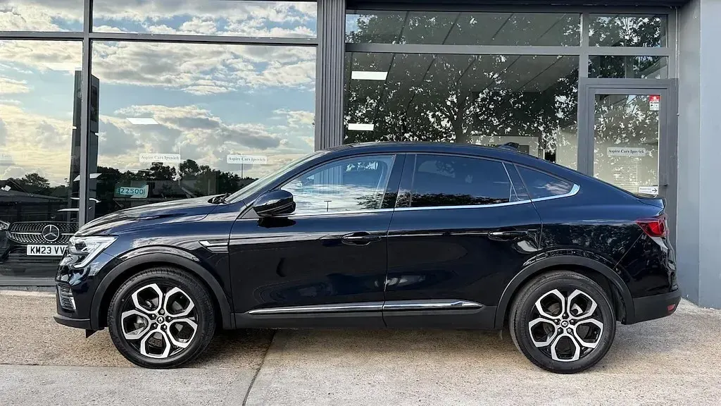 Usado Renault Arkana Version S 2022 Negro SUV