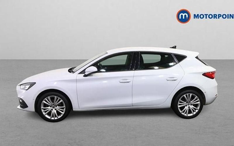 Used Seat Leon SE Dynamic 110 HP (80 kW) 2023 Hatchback