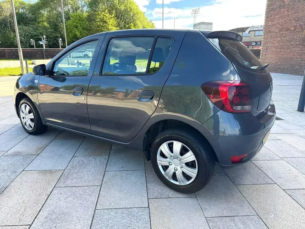 Used Dacia Sandero Ambiance 2017 Grey Hatchback