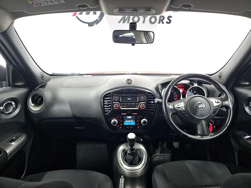 Used Nissan Juke Acenta 115 HP (84 kW) 2015 Red SUV